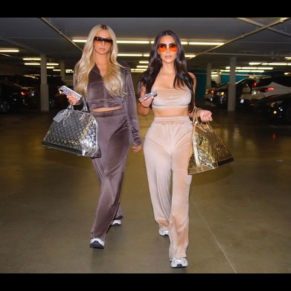 SKIMS VELOUR WIDE LEG PANTS - Picture 1 of 4